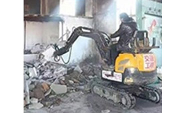 為什么選擇微型挖掘機?